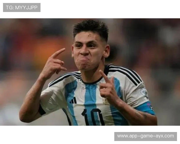 河床禁区内，埃切维里处理冷静