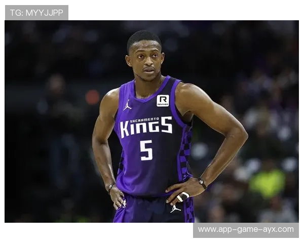 福克斯关键传球精准到位，国王将在主场胜出